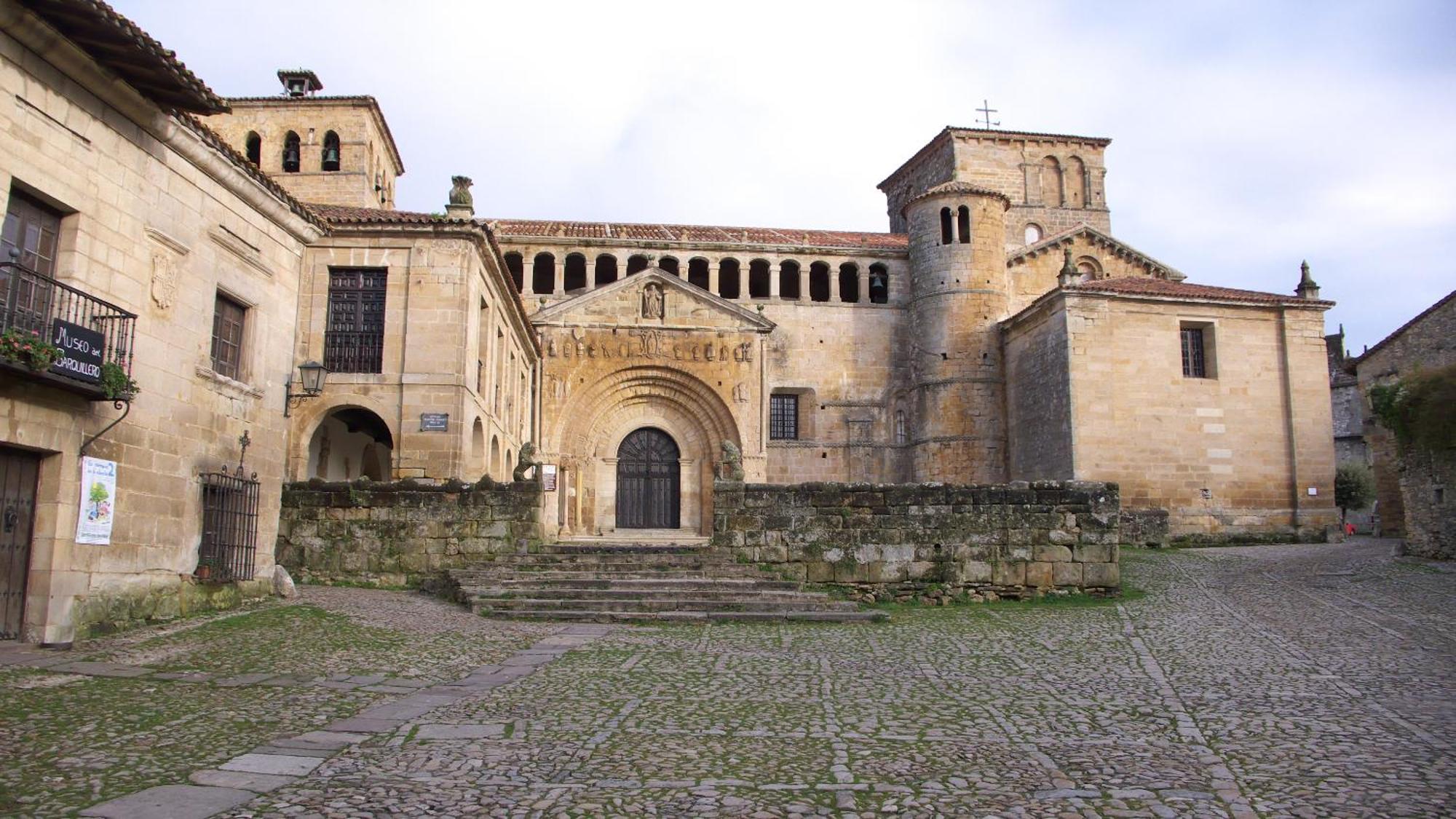 Posada Santa Ana Suances Exterior photo