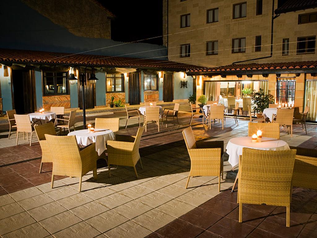 Posada Santa Ana Suances Exterior photo